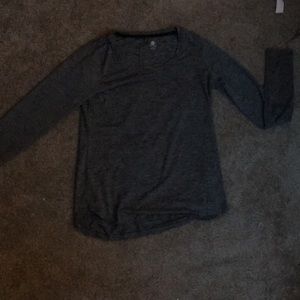Grey long sleeve tee